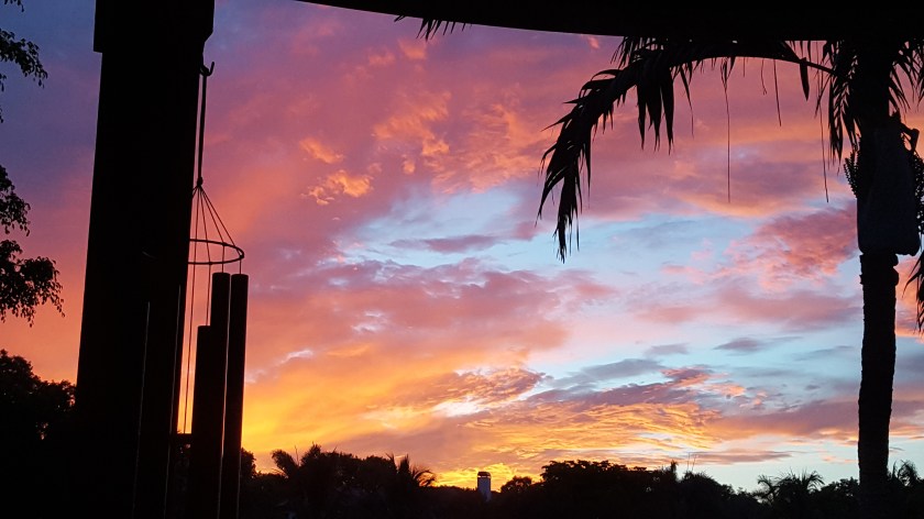 Naples sunrise red, pink