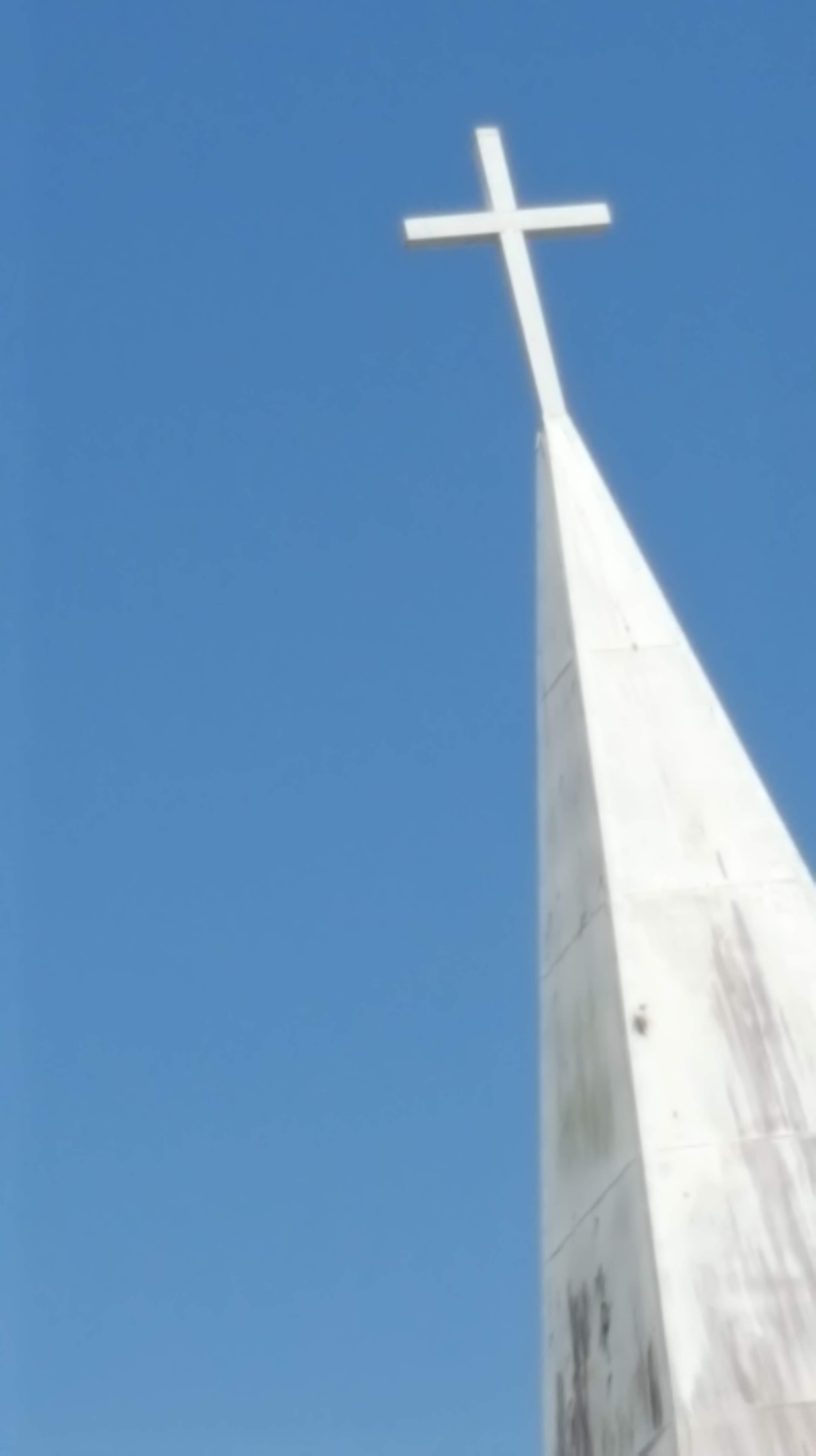 White steeple w cross