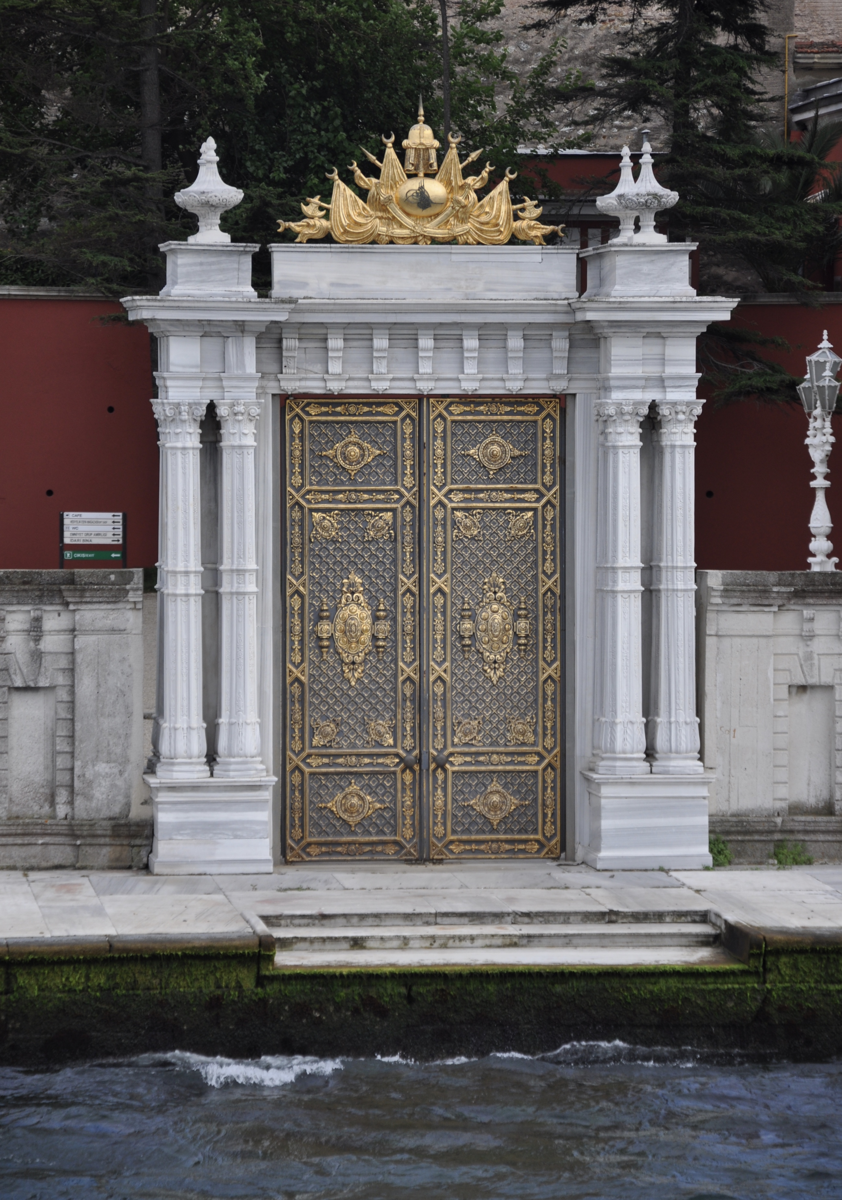 Istanbul gateway from the Phosphorus RIver